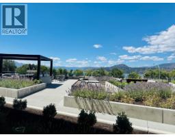 213 3051 Abbott Street, Kelowna