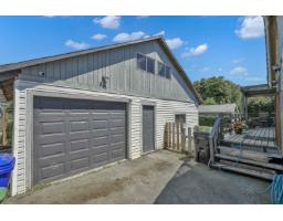Attic (finished) - 46045 Fifth Avenue, Chilliwack Downtown, Chilliwack, BC V2P1M6 Photo 8