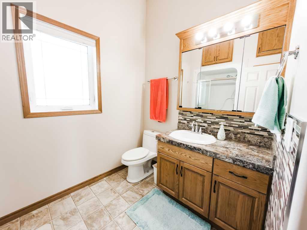 9910 95 Street - 33