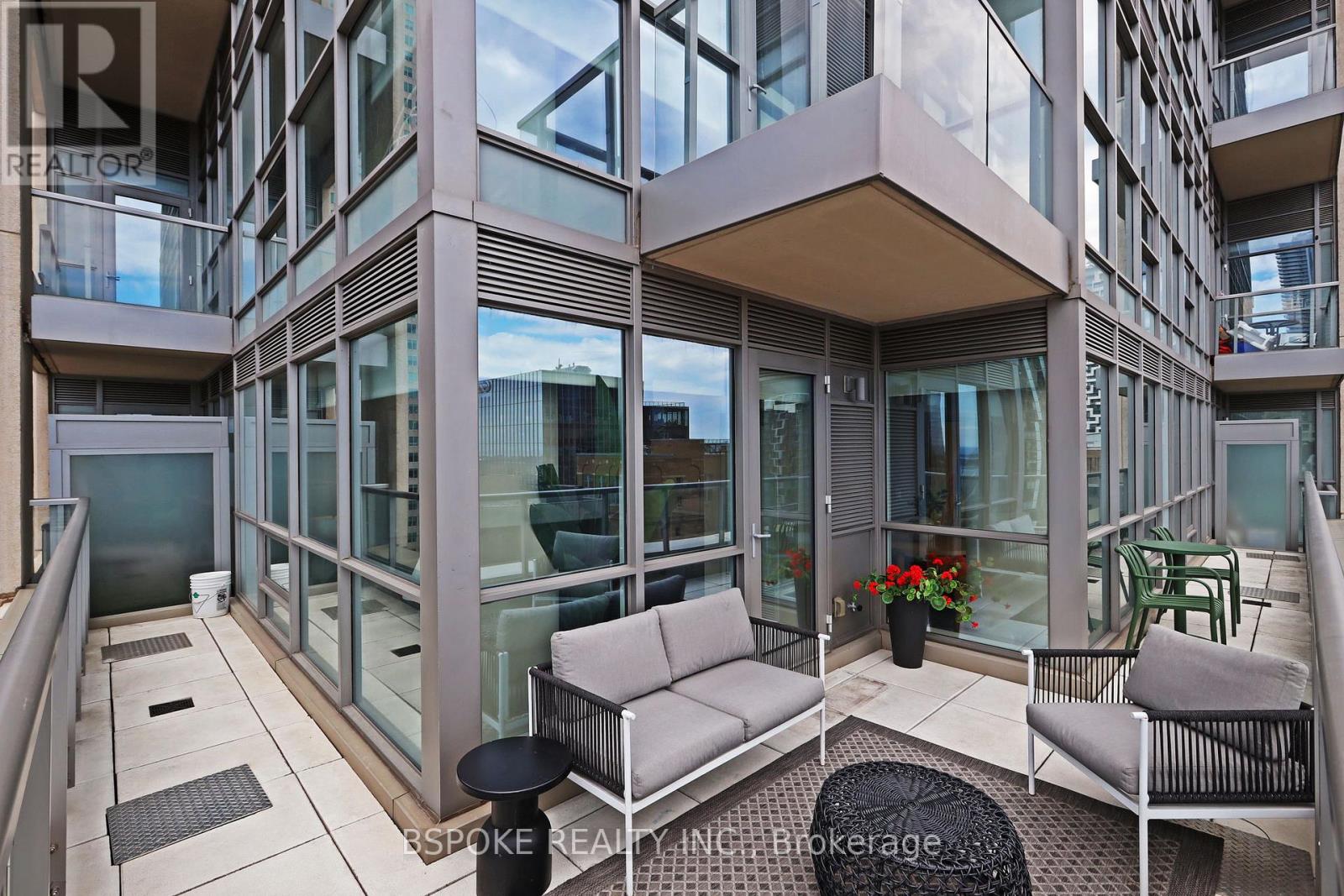 #2007 88 SCOTT STREET - Image 23