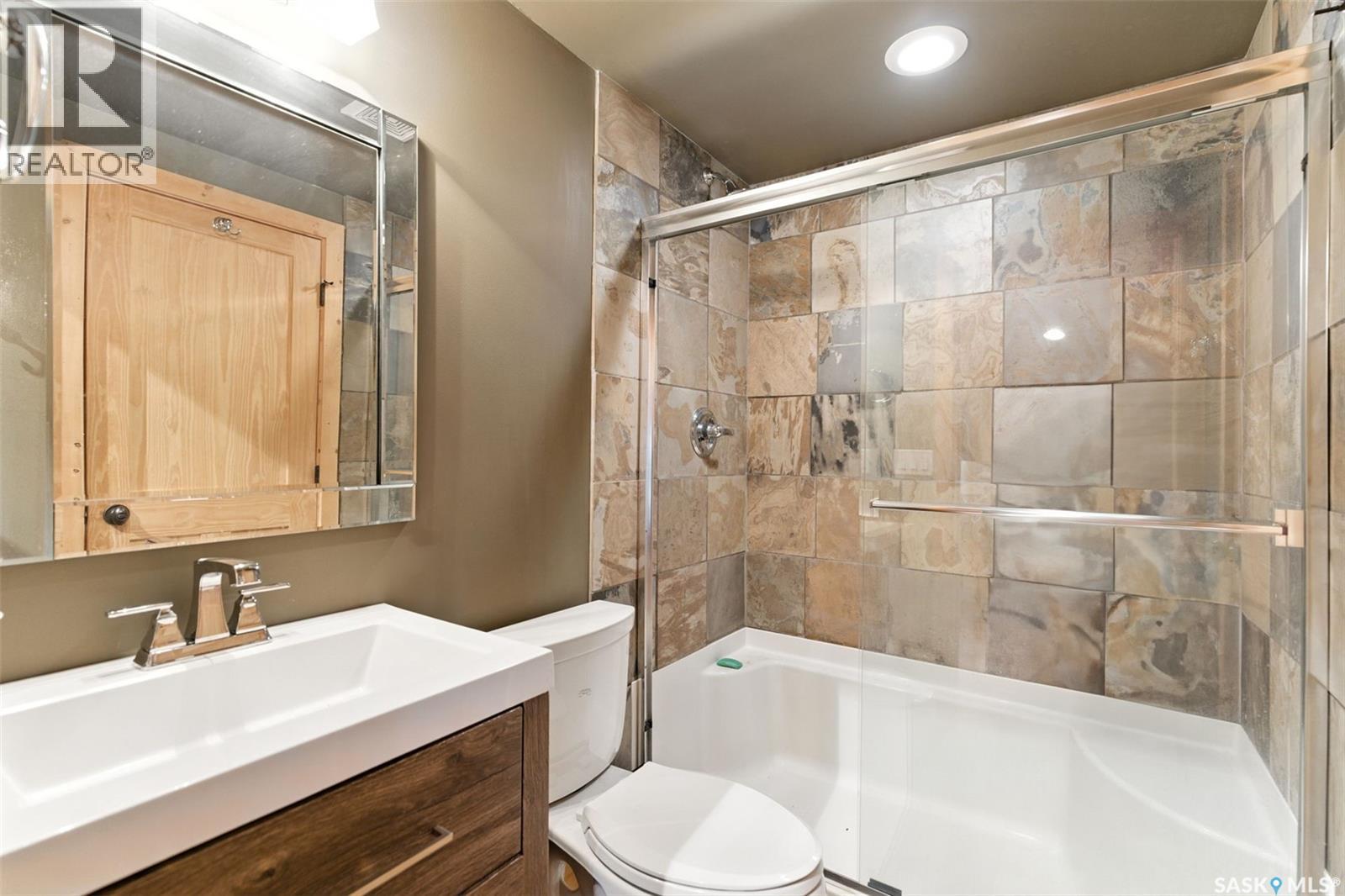 13 Islander DRIVE - 33