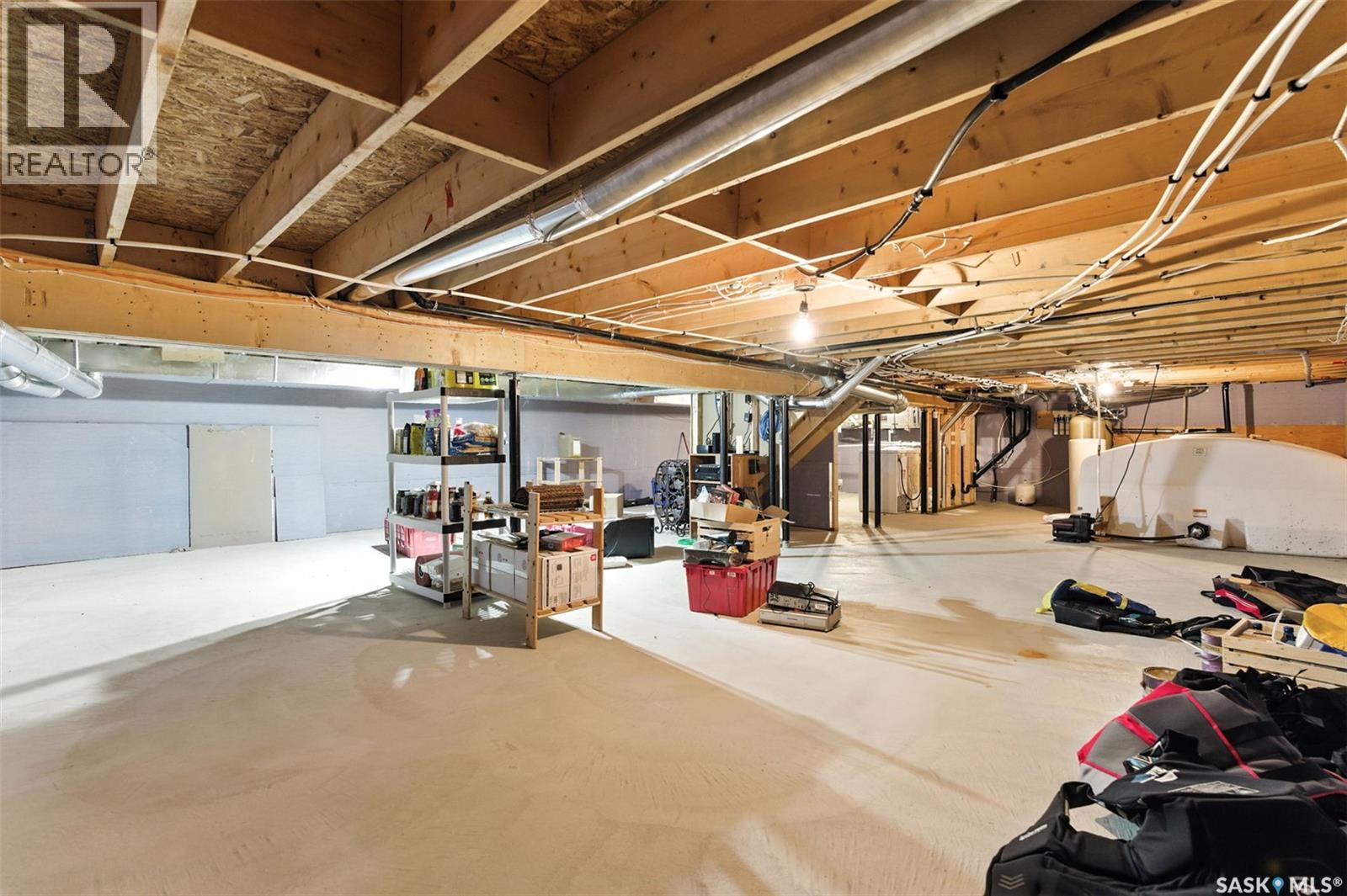 13 Islander DRIVE - 35