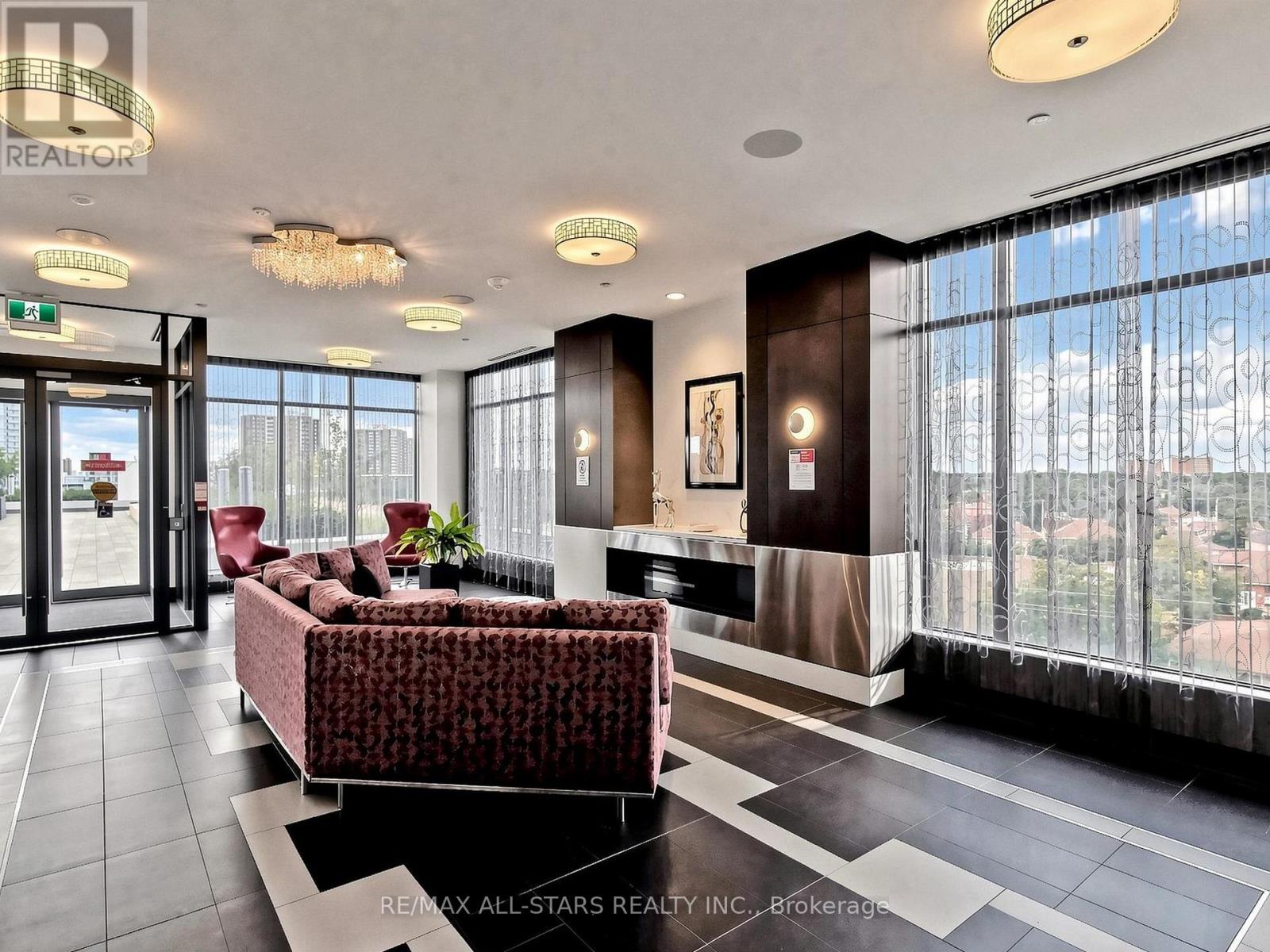 #427 50 ANN O'REILLY ROAD - 25