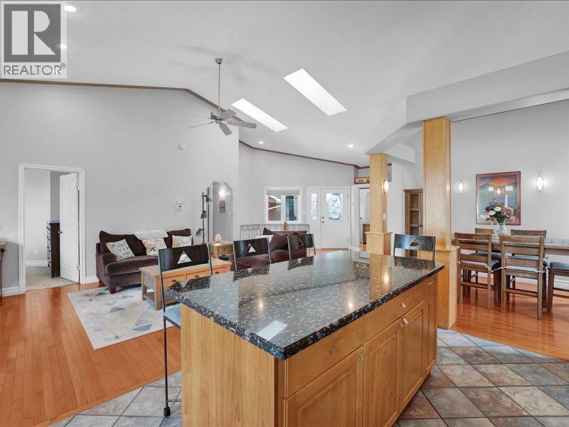147 Cove Place - 20