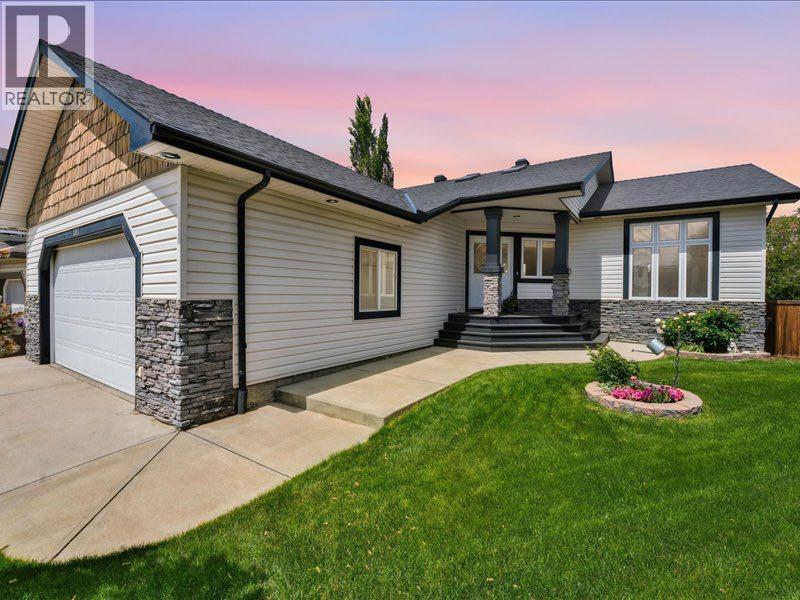 147 Cove Place - 1