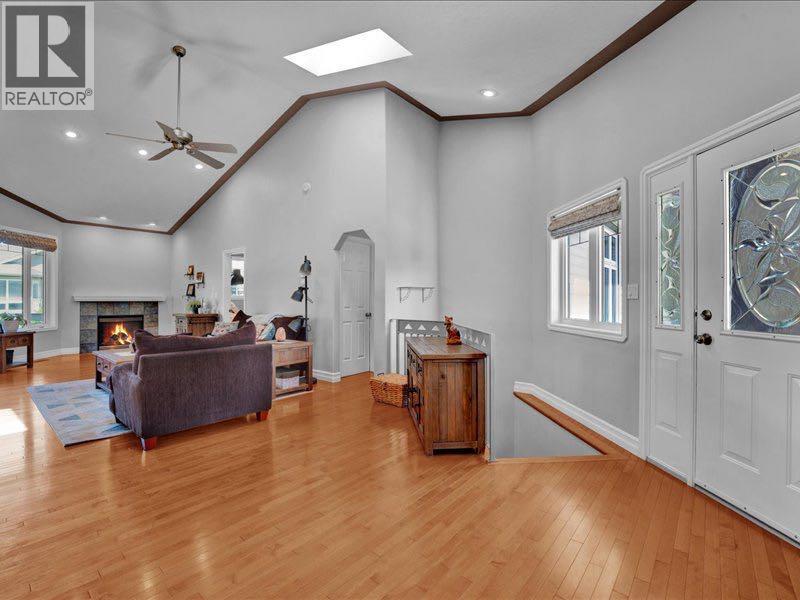 147 Cove Place - 4