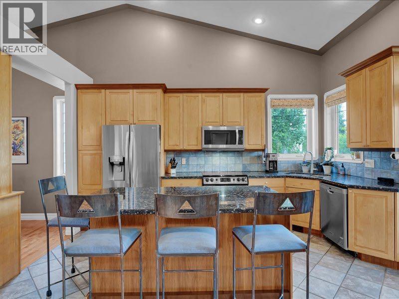 147 Cove Place - 14