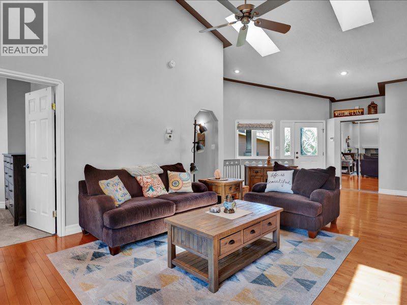 147 Cove Place - 6