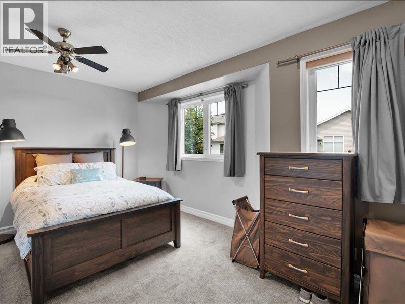 147 Cove Place - 24