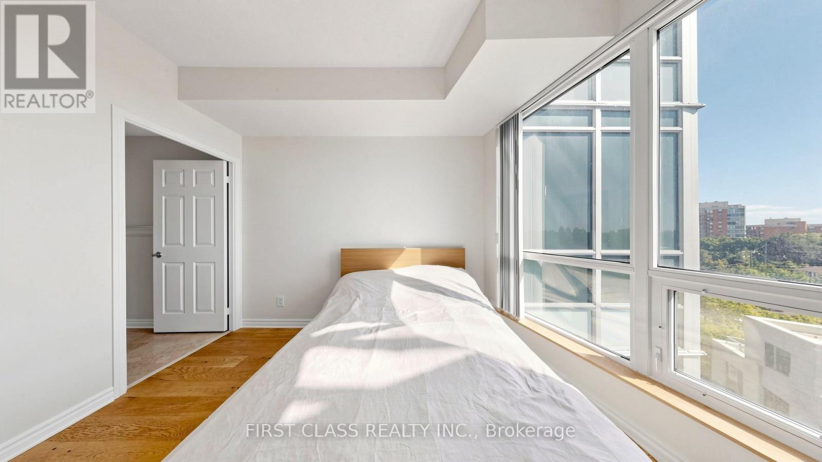 #612 18 HOLMES AVENUE - 12