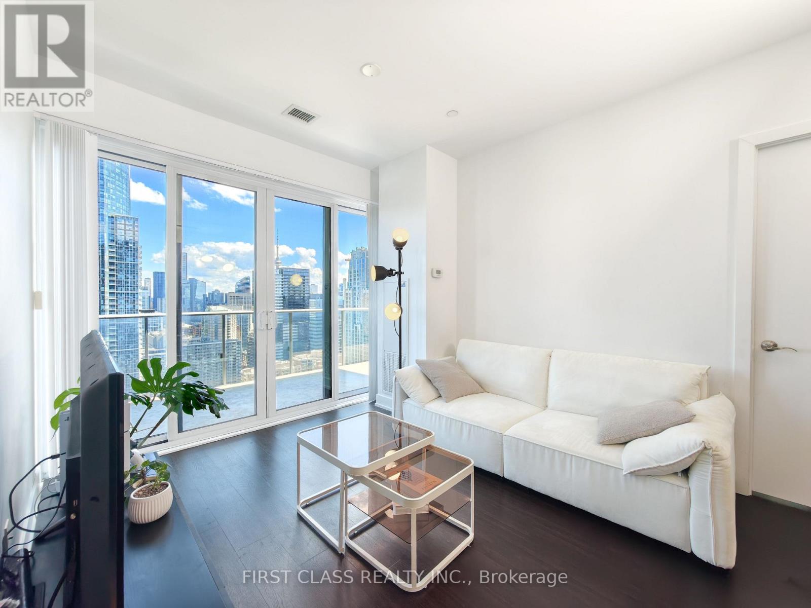 #3611 7 GRENVILLE STREET - 4