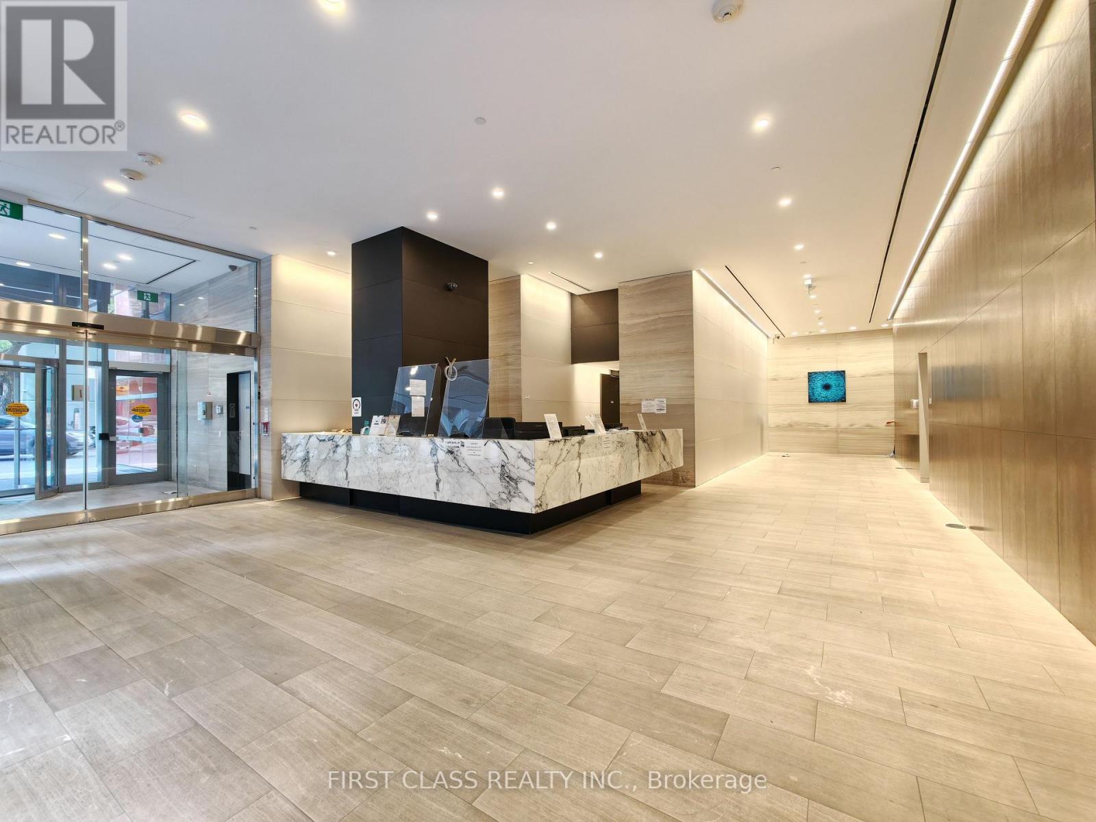 #3611 7 GRENVILLE STREET - 28