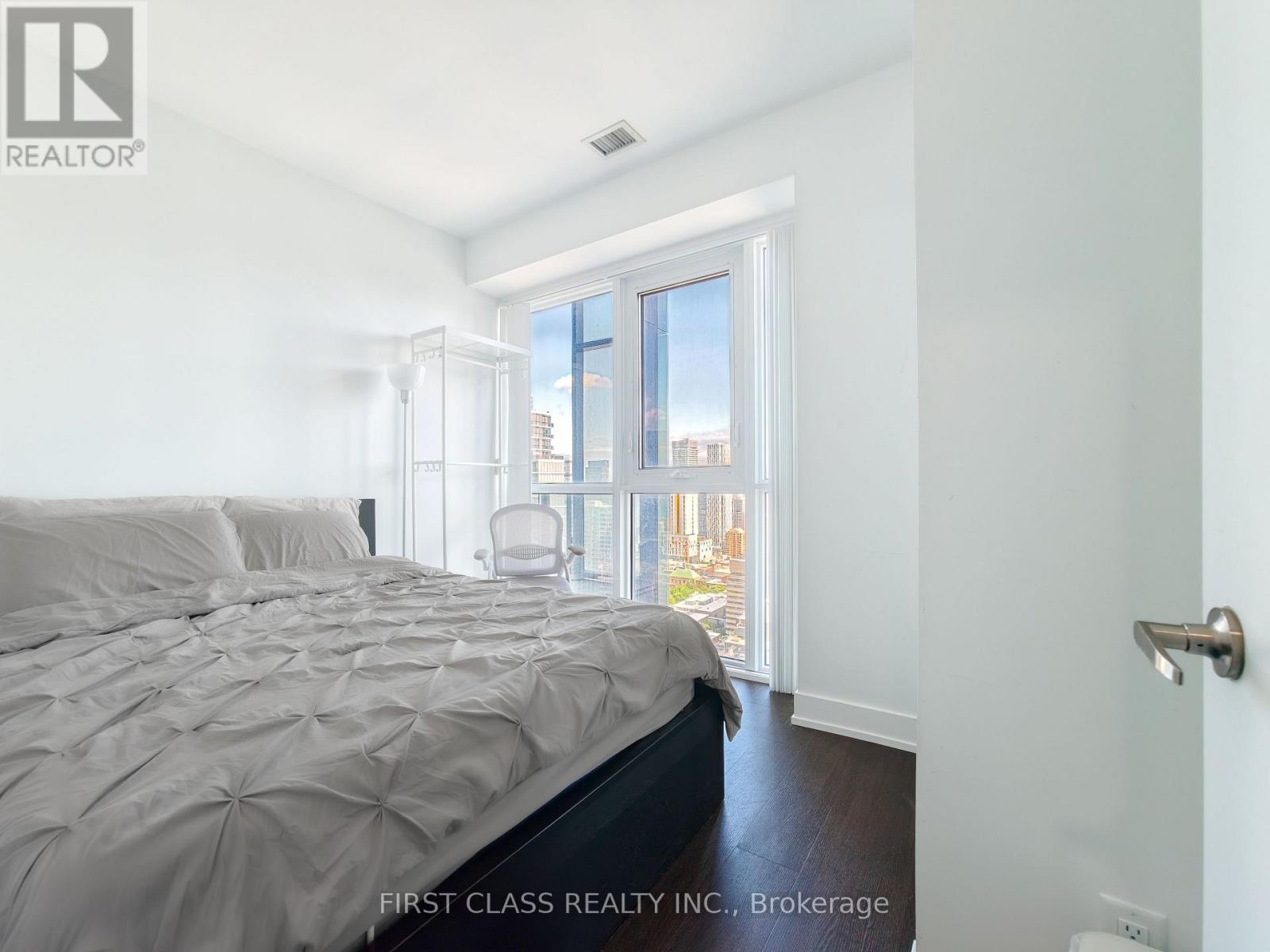 #3611 7 GRENVILLE STREET - 14