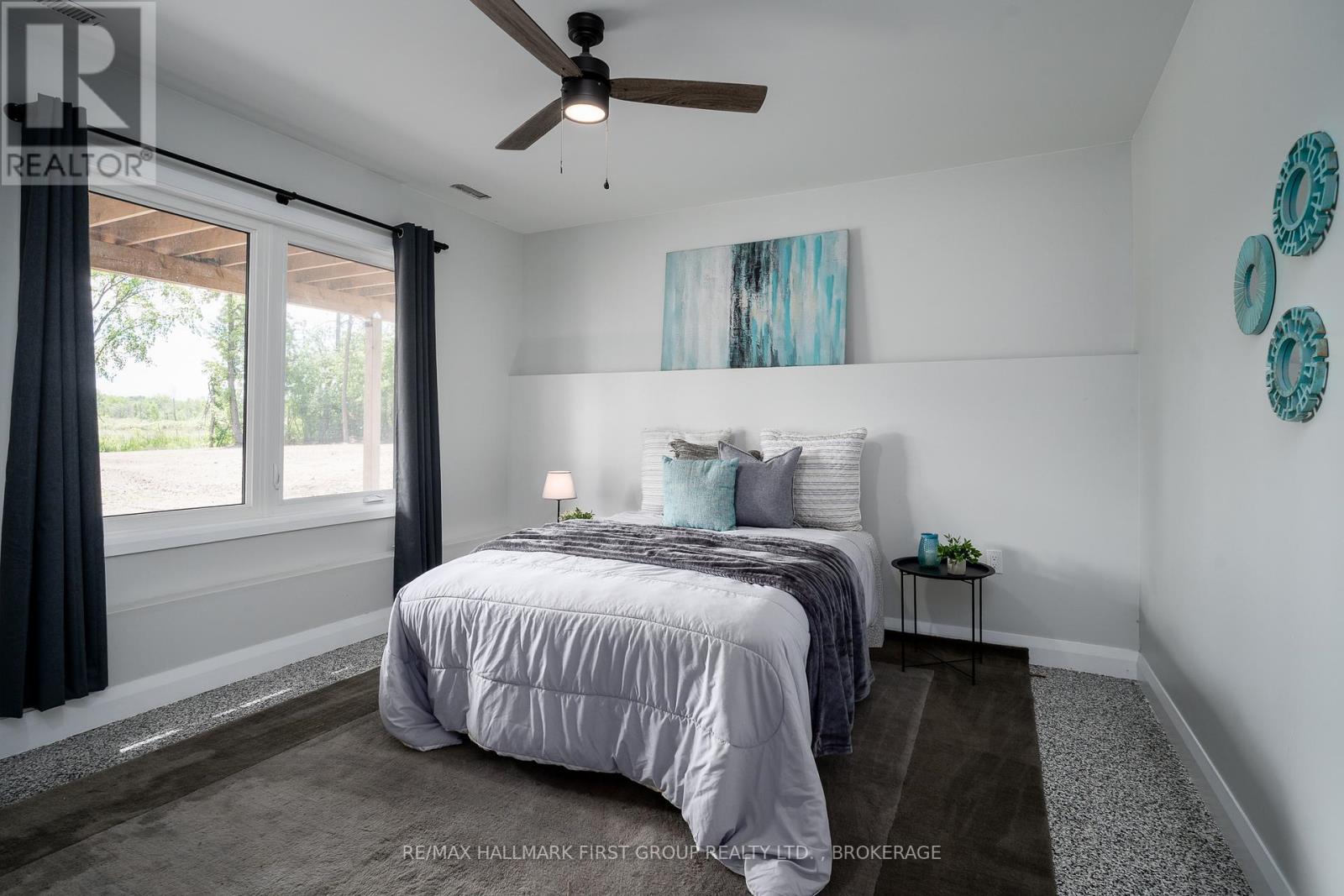 262 HUNT ROAD - 32