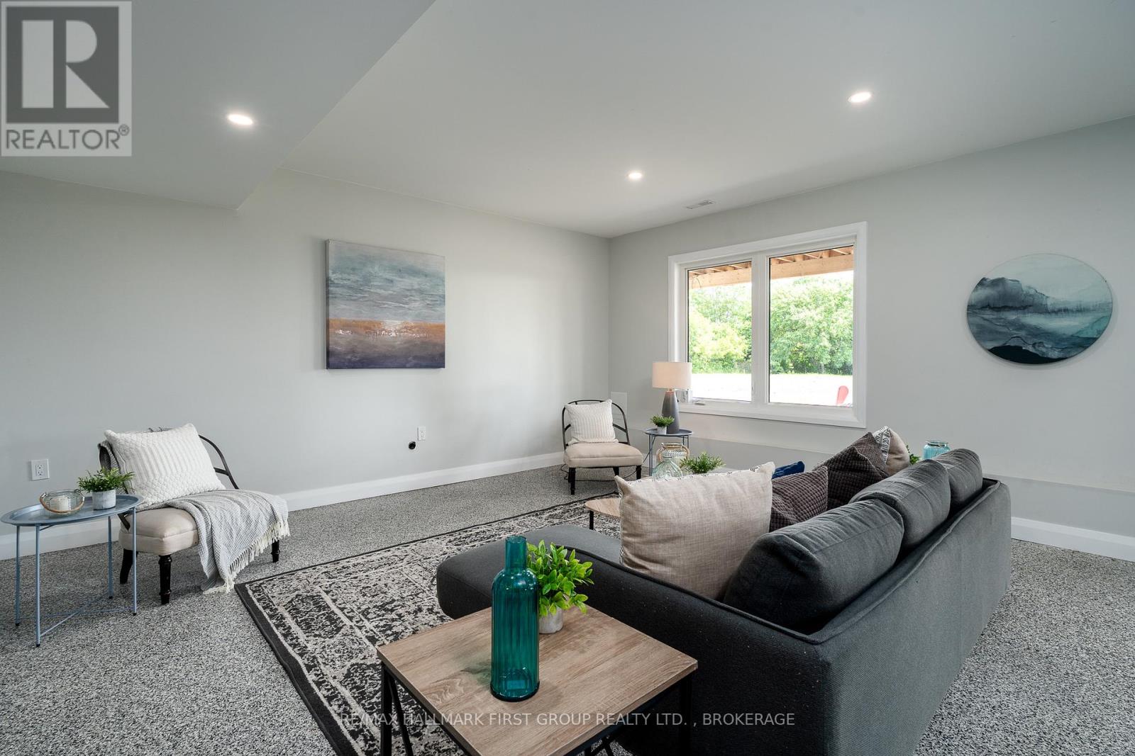 262 HUNT ROAD - 27