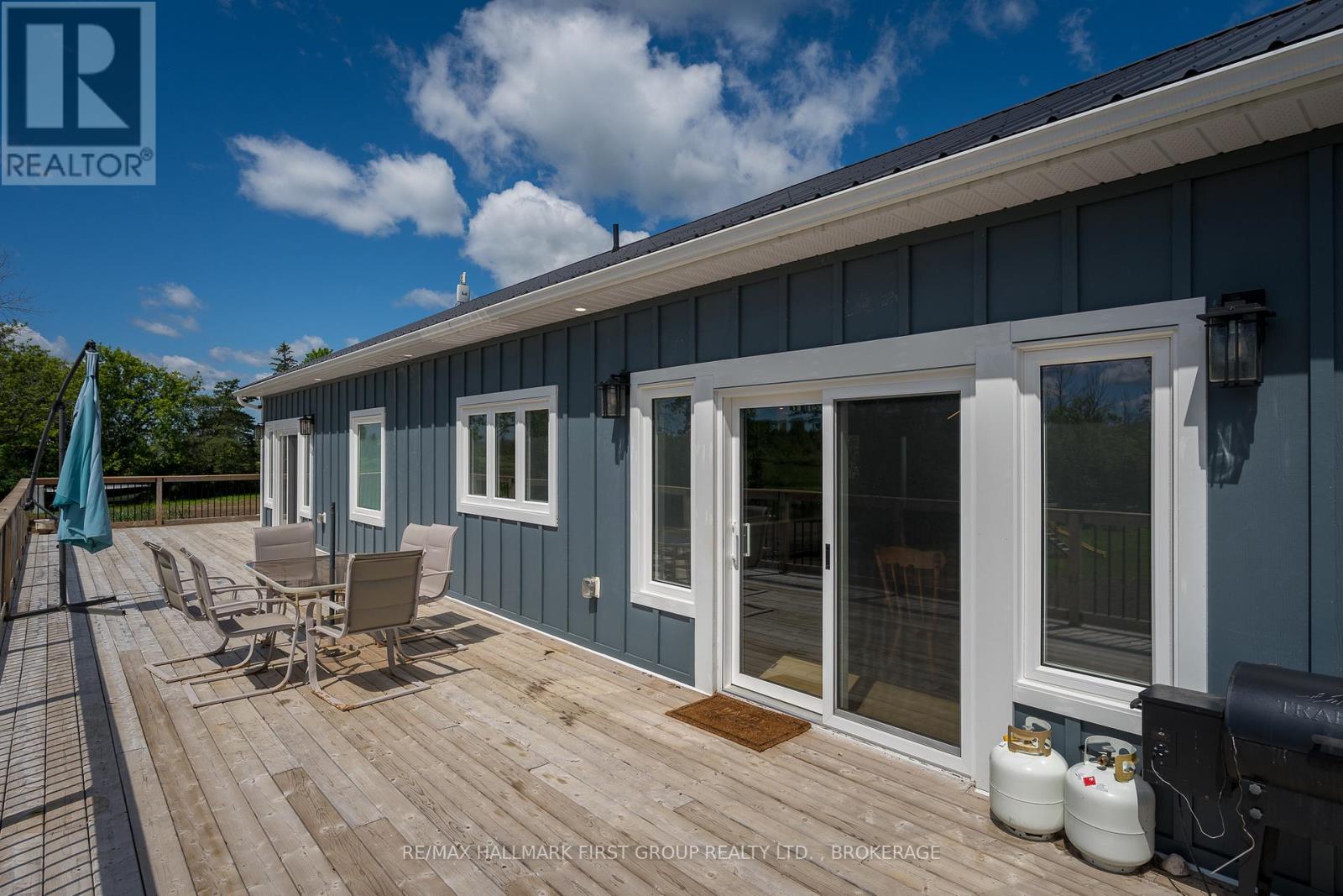 262 HUNT ROAD - 42