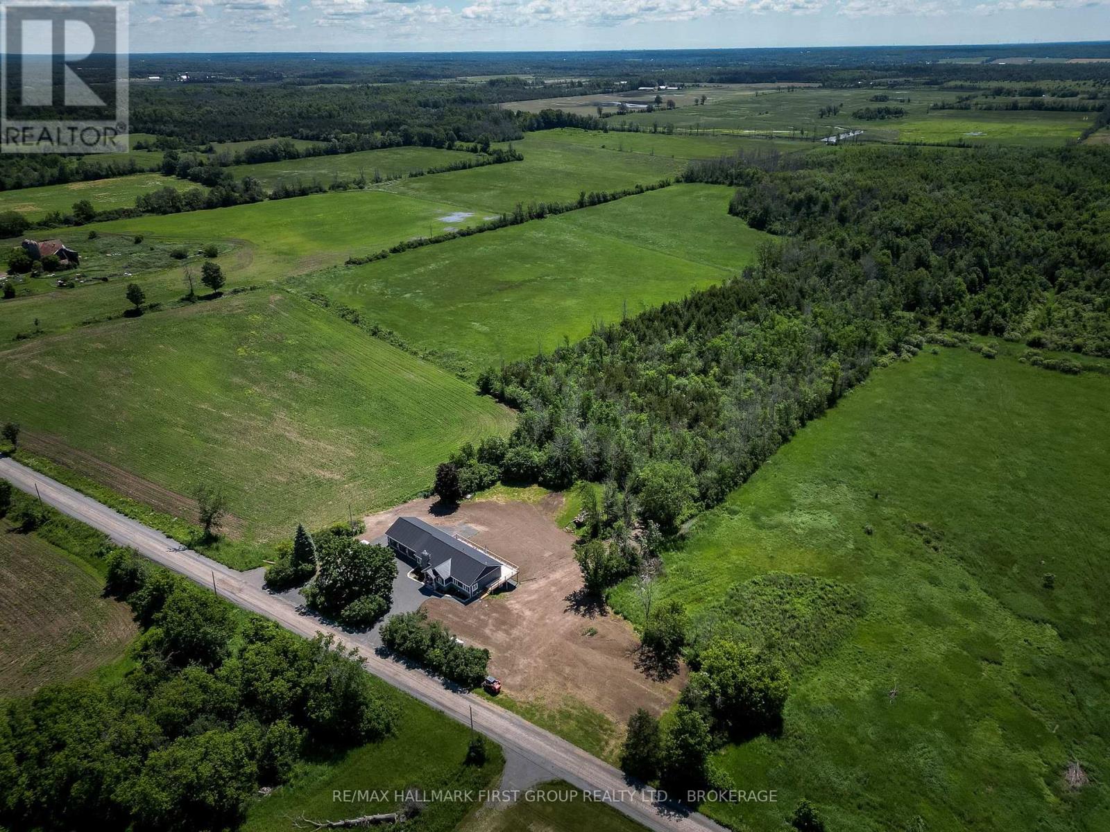 262 HUNT ROAD - 48