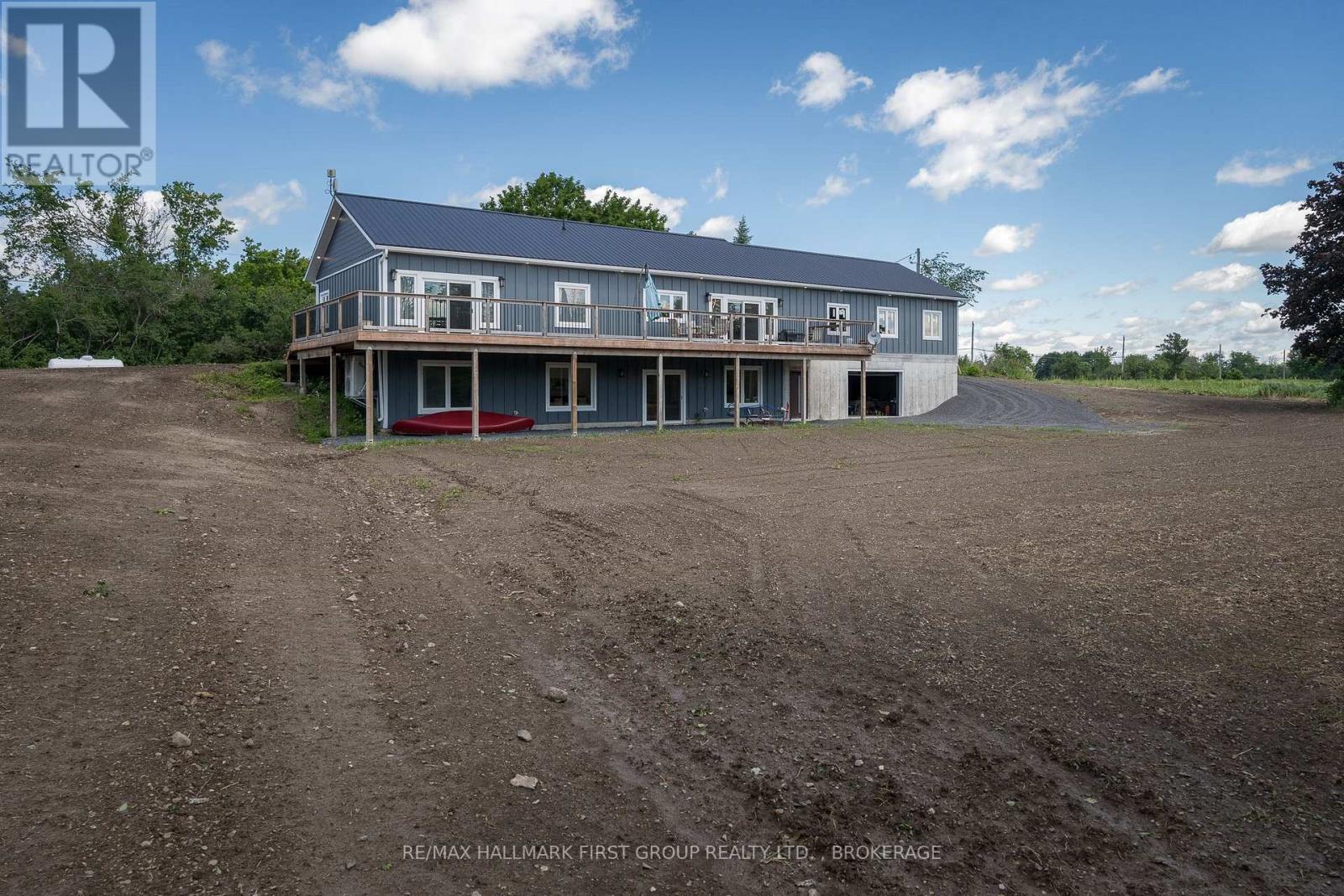 262 HUNT ROAD - 45