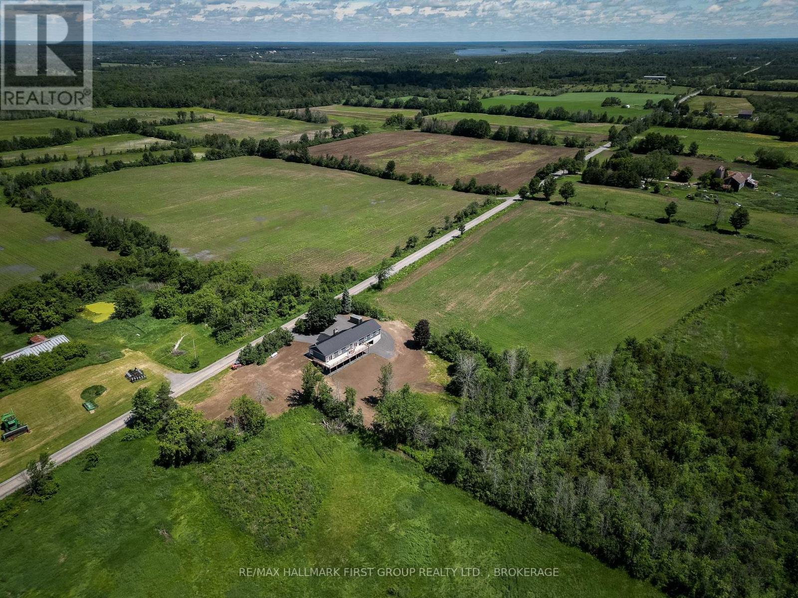 262 HUNT ROAD - 49