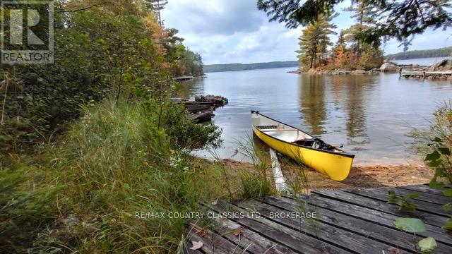 860 MAZINAW LAKE - 1