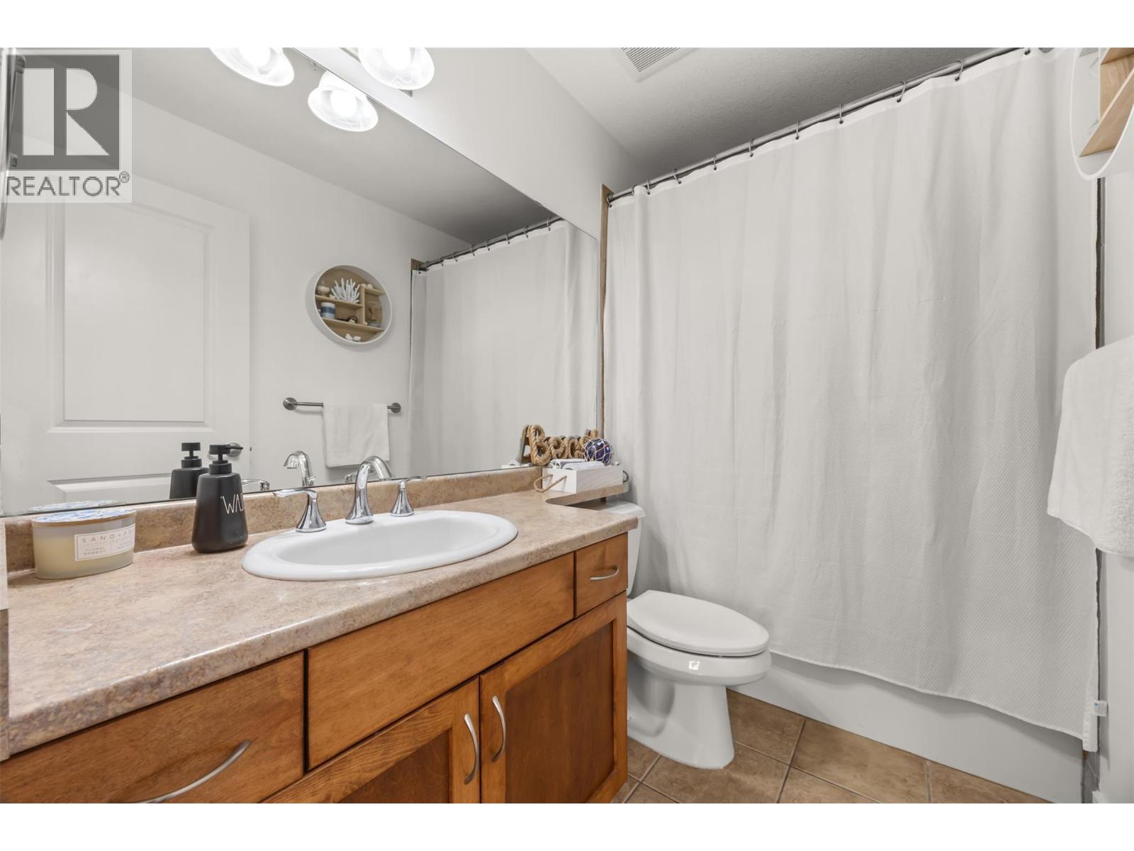 212 3545 Carrington Road, West Kelowna