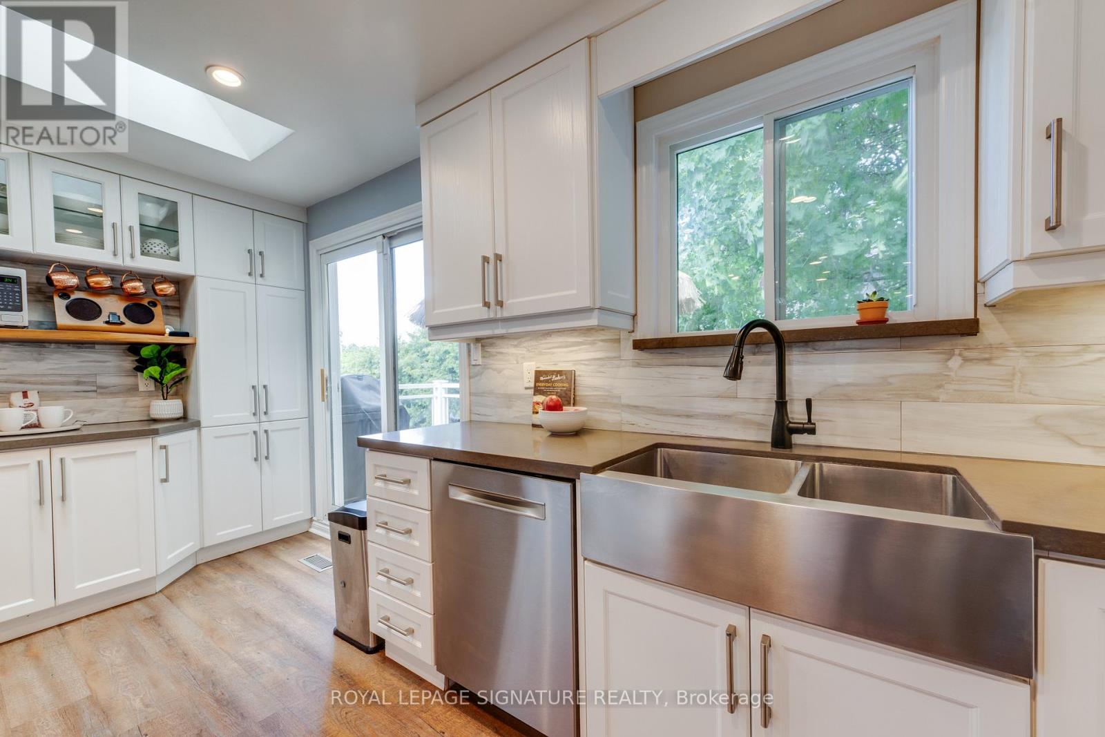 361 DYSON ROAD - 10