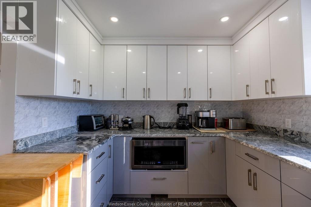 2040 FRONT ROAD North - 9