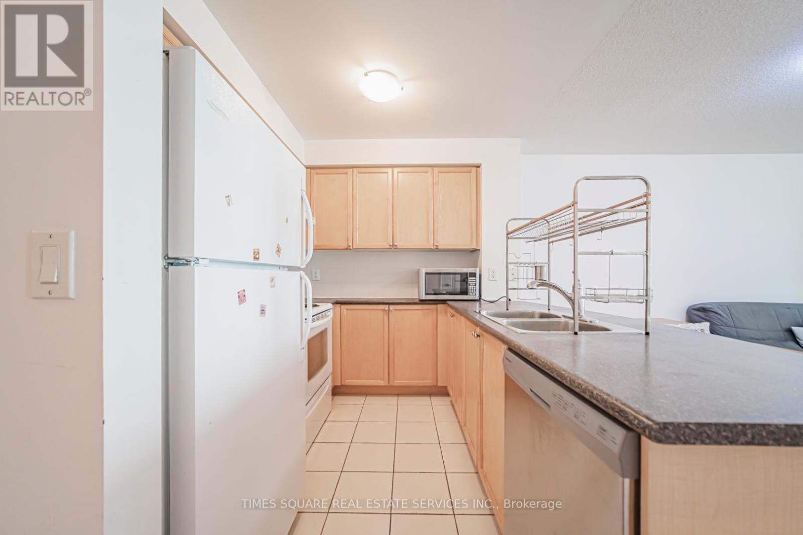 #1103 50 BRIAN HARRISON WAY - 15