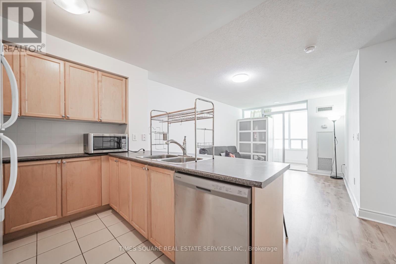 #1103 50 BRIAN HARRISON WAY - 16