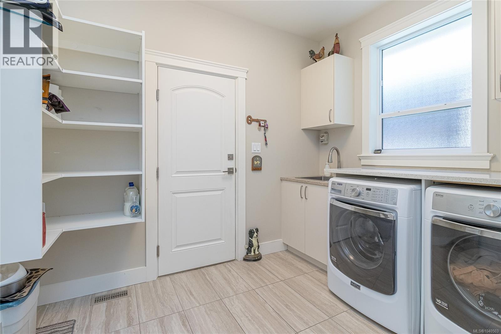497 Ridgefield Dr - 39