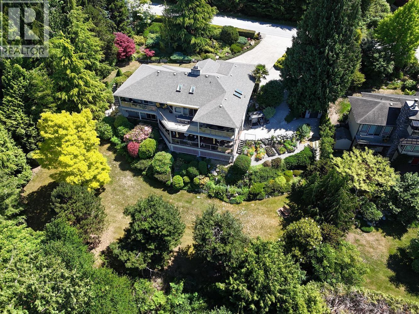 377 HARRY ROAD, Gibsons