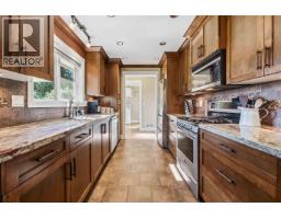 12316 227 Street, Maple Ridge, BC V2X6J7 Photo 9