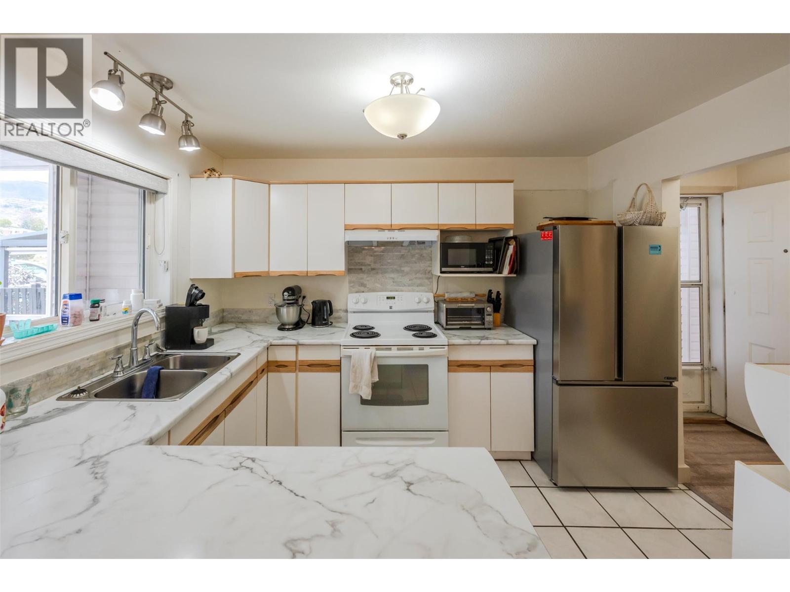 #2 800 Merlot Avenue - 11