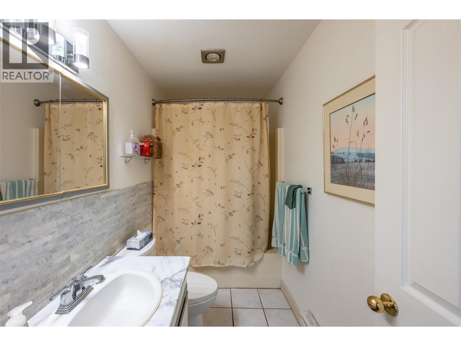#2 800 Merlot Avenue - 24