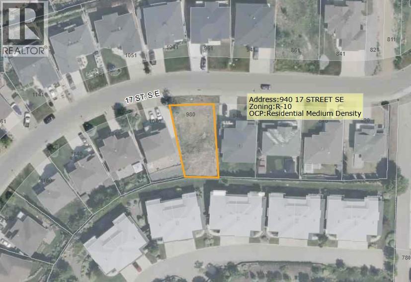  980 17 Street Southeast, Salmon Arm