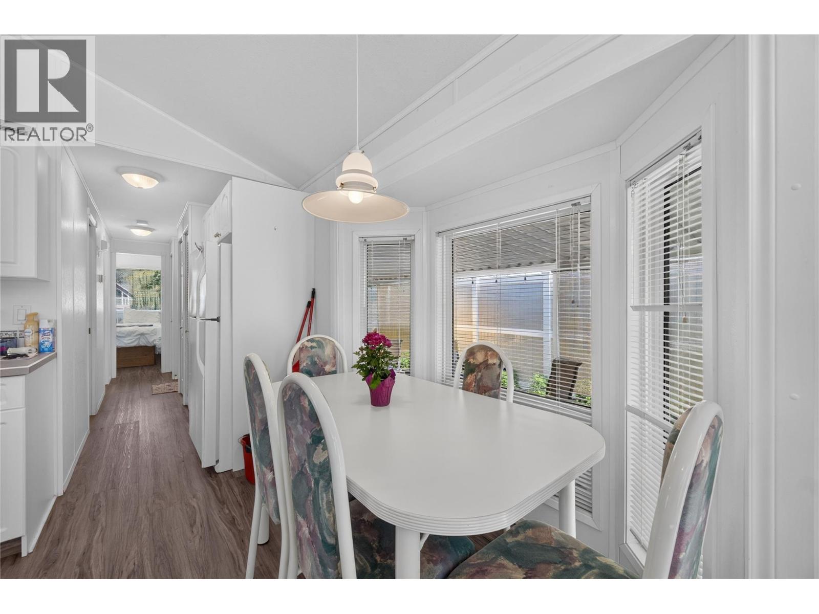 19 1455 Silver Sands Road, Sicamous