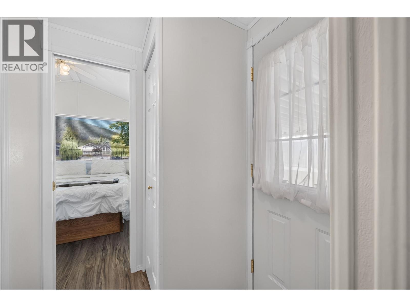 19 1455 Silver Sands Road, Sicamous