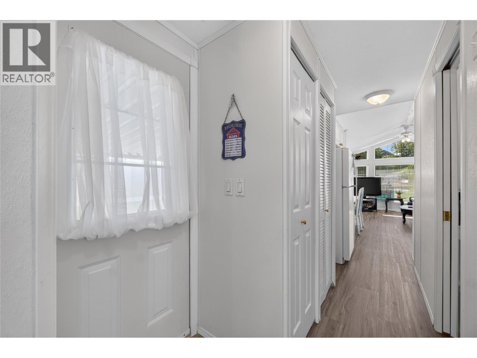 19 1455 Silver Sands Road, Sicamous