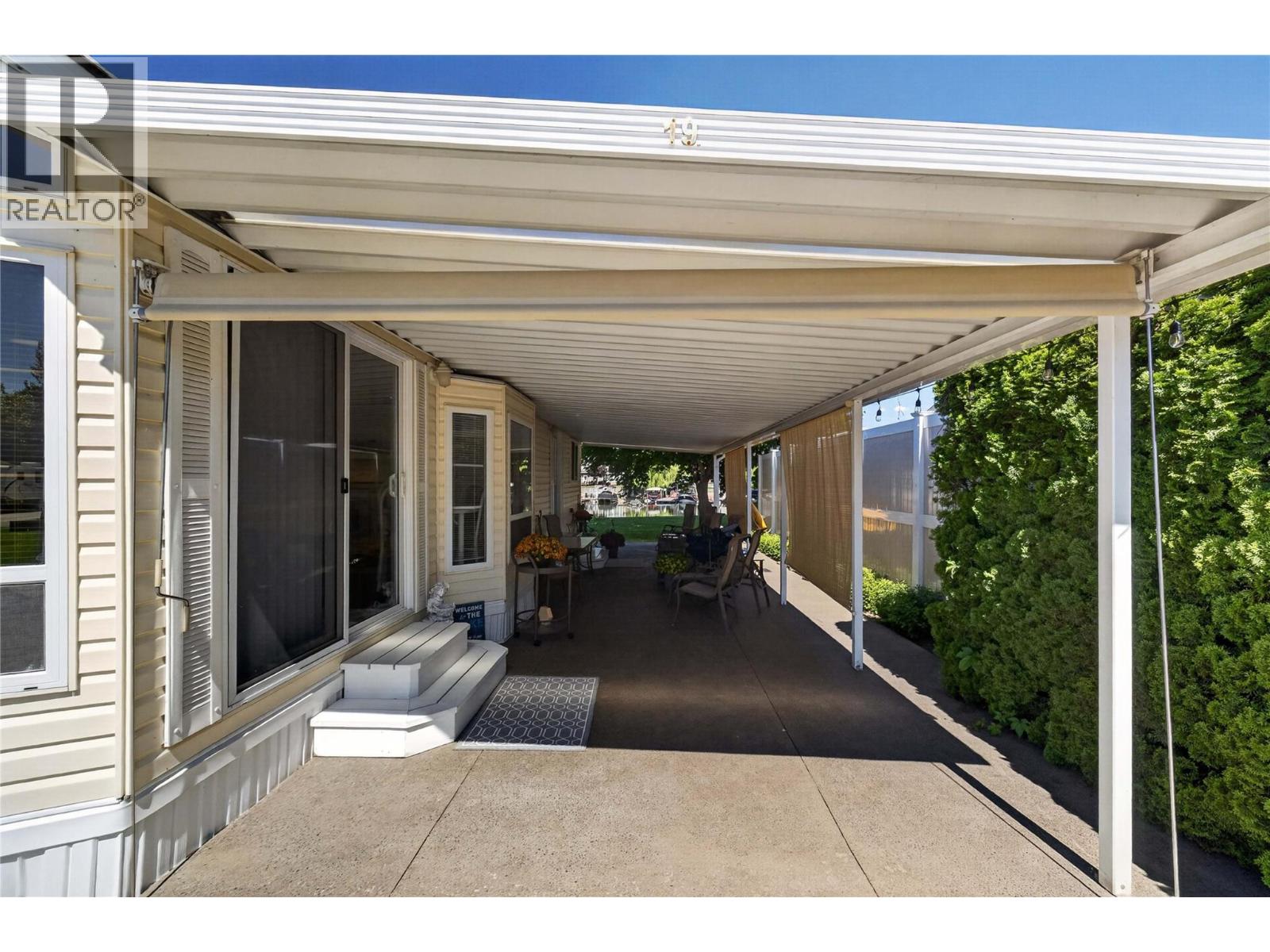 19 1455 Silver Sands Road, Sicamous