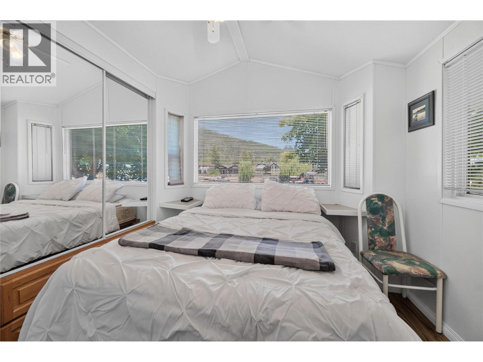 19 1455 Silver Sands Road, Sicamous