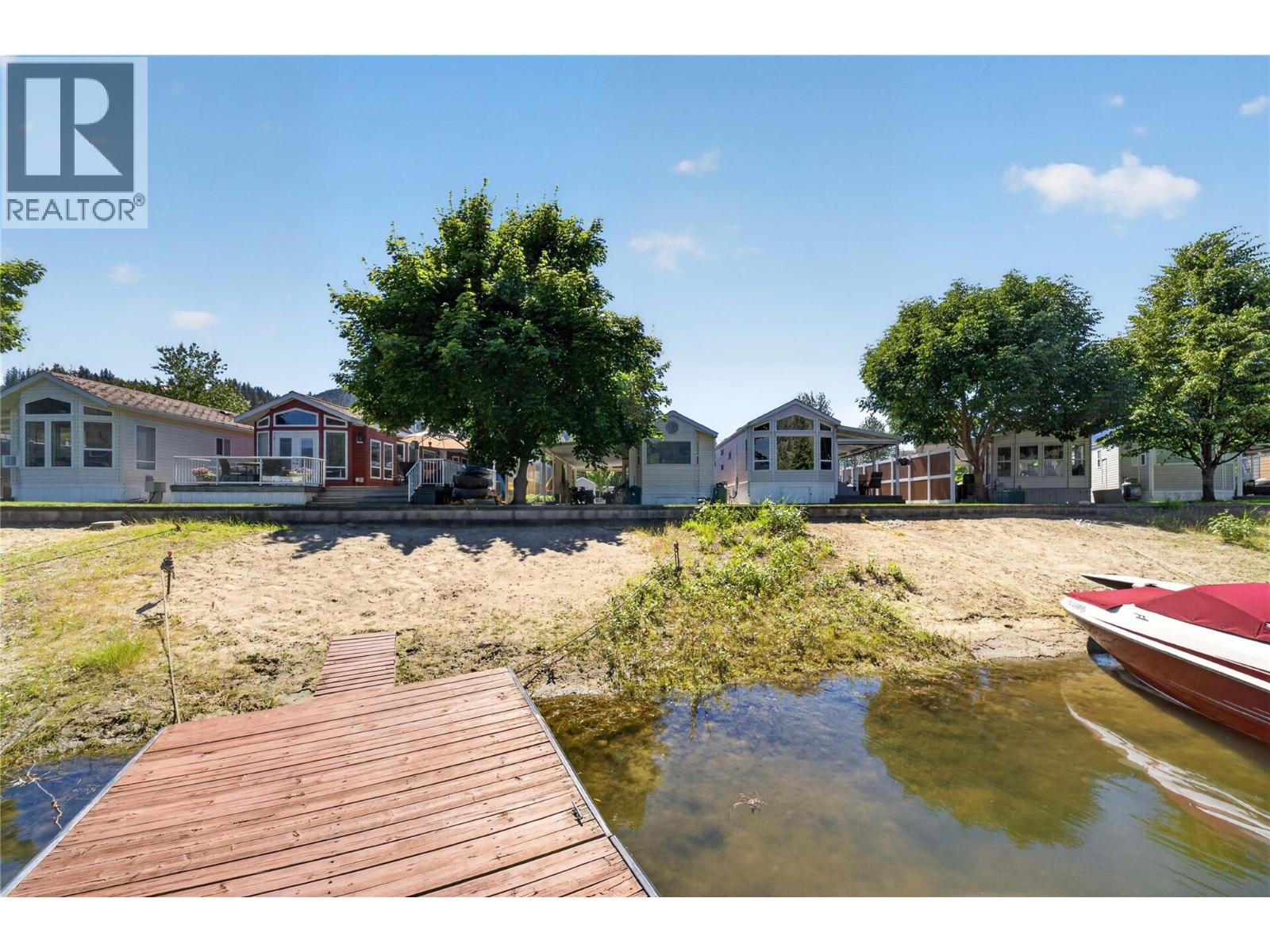 19 1455 Silver Sands Road, Sicamous