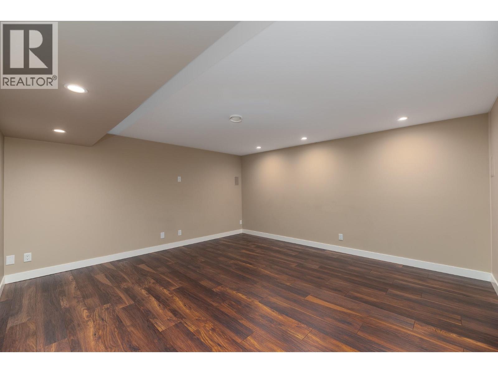 567 Pineview Road - 37