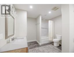 567 Pineview Road, Penticton, BC V2A7S8 Photo 36