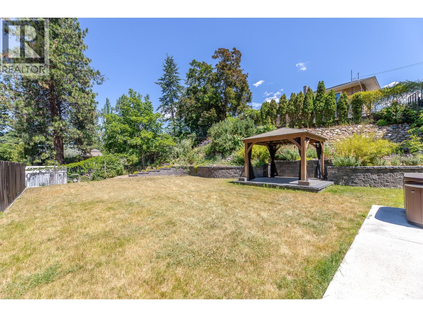567 Pineview Road - 46