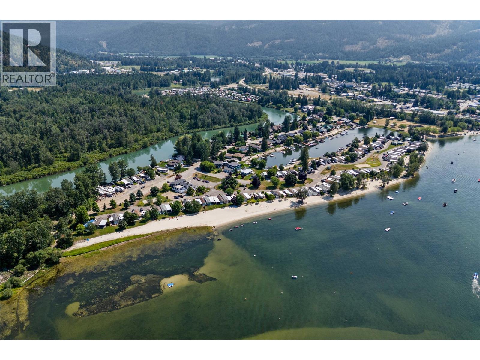 19 1455 Silver Sands Road, Sicamous