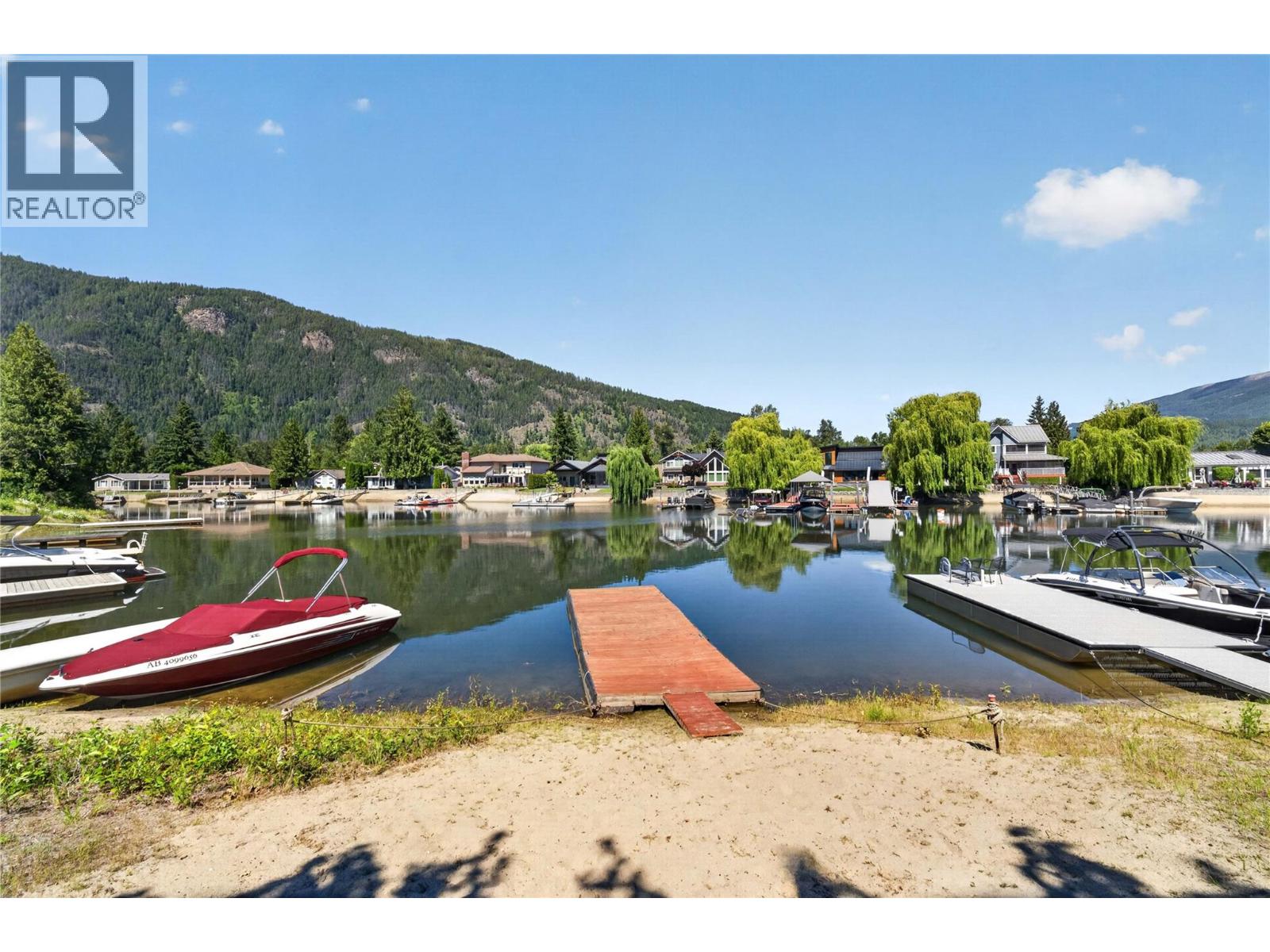 19 1455 Silver Sands Road, Sicamous