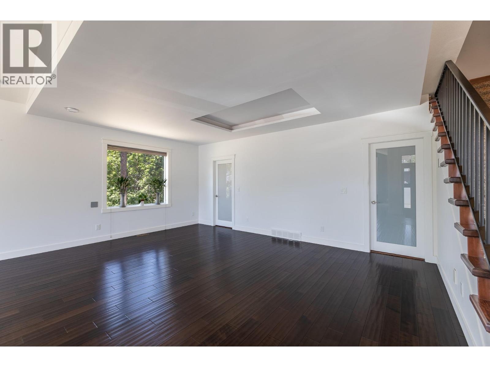 567 Pineview Road - 7