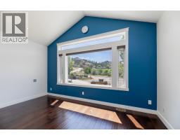 Bedroom - 567 Pineview Road, Penticton, BC V2A7S8 Photo 6
