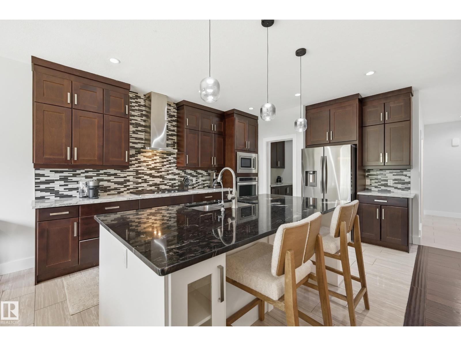 1024 ARMITAGE CR SW — photo 7