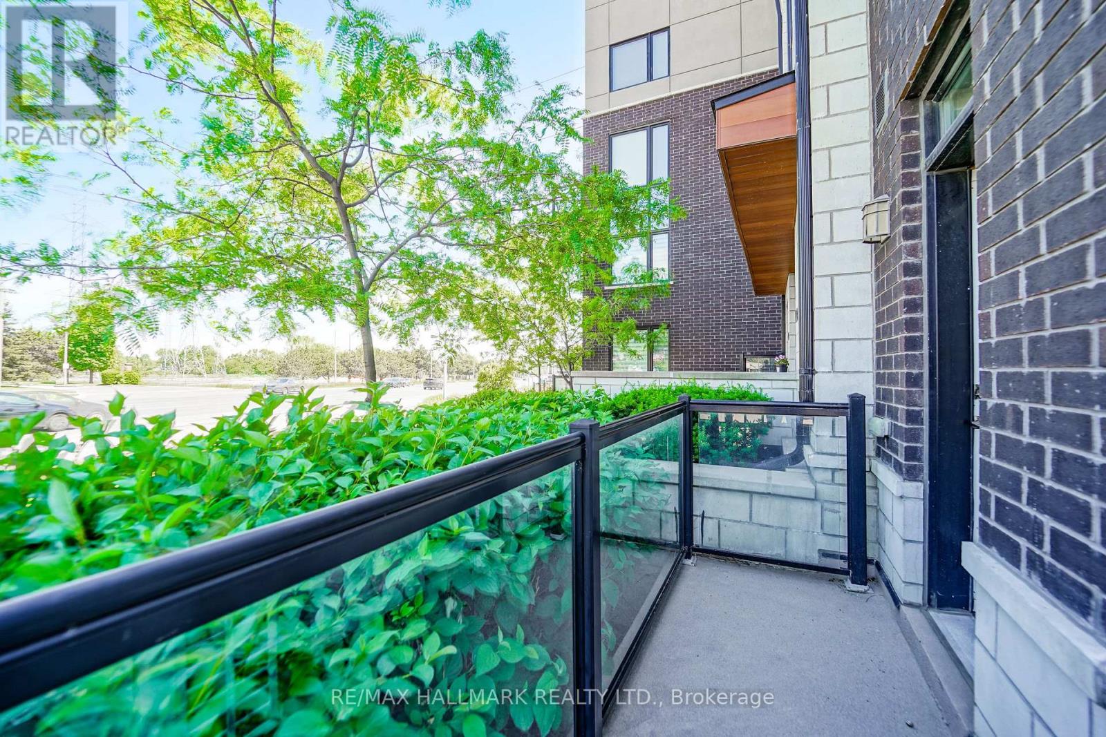 #212 1555 KINGSTON ROAD - 27